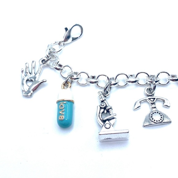 Pharmacist Charm Bracelet - Picture 4 of 7
